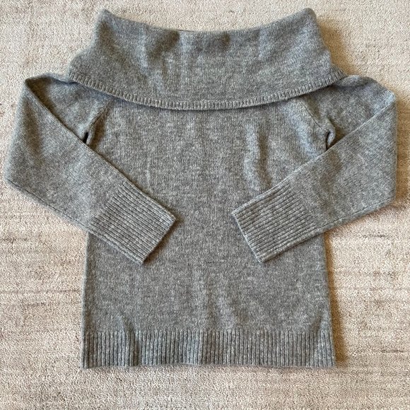 Theory Sabine Gray Wool Off The Shoulder Sweater - Picture 3 of 7